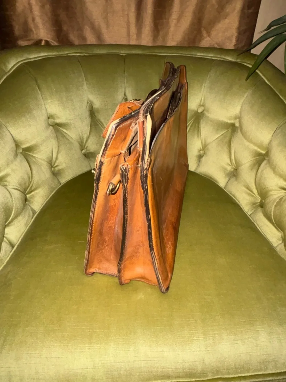 Hartmann leather attache